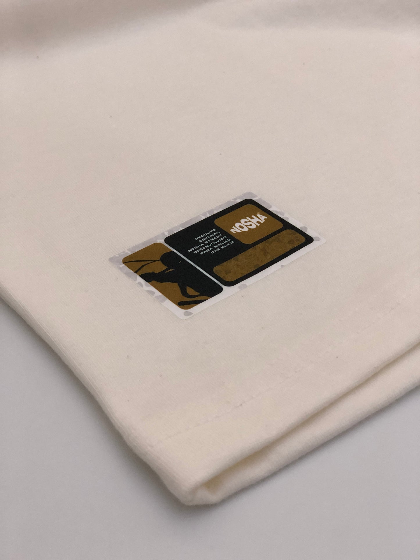 Camiseta Essencial Off-White